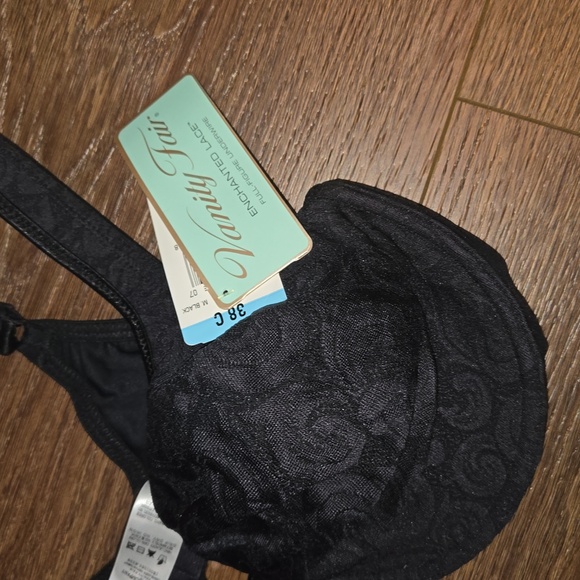 NWT VANITY FAIR BLACK LACE UNDERWIRE BRA. #6057 - Picture 2 of 6